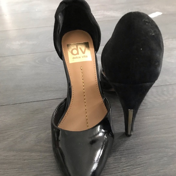 Dolce Vita cutout black pumps (size 6) - Picture 3 of 3